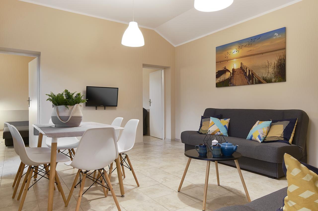Resort Arenda Apartamenty&domki Caloroczne *